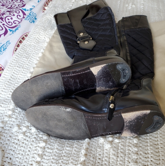 Burberry tall boots, quilted and patent leather - Picture 4 of 4